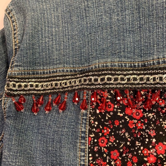 Denim Jacket Red & Black Floral w/Beaded Chain Trim Boho Banana Republic Large - Picture 9 of 14
